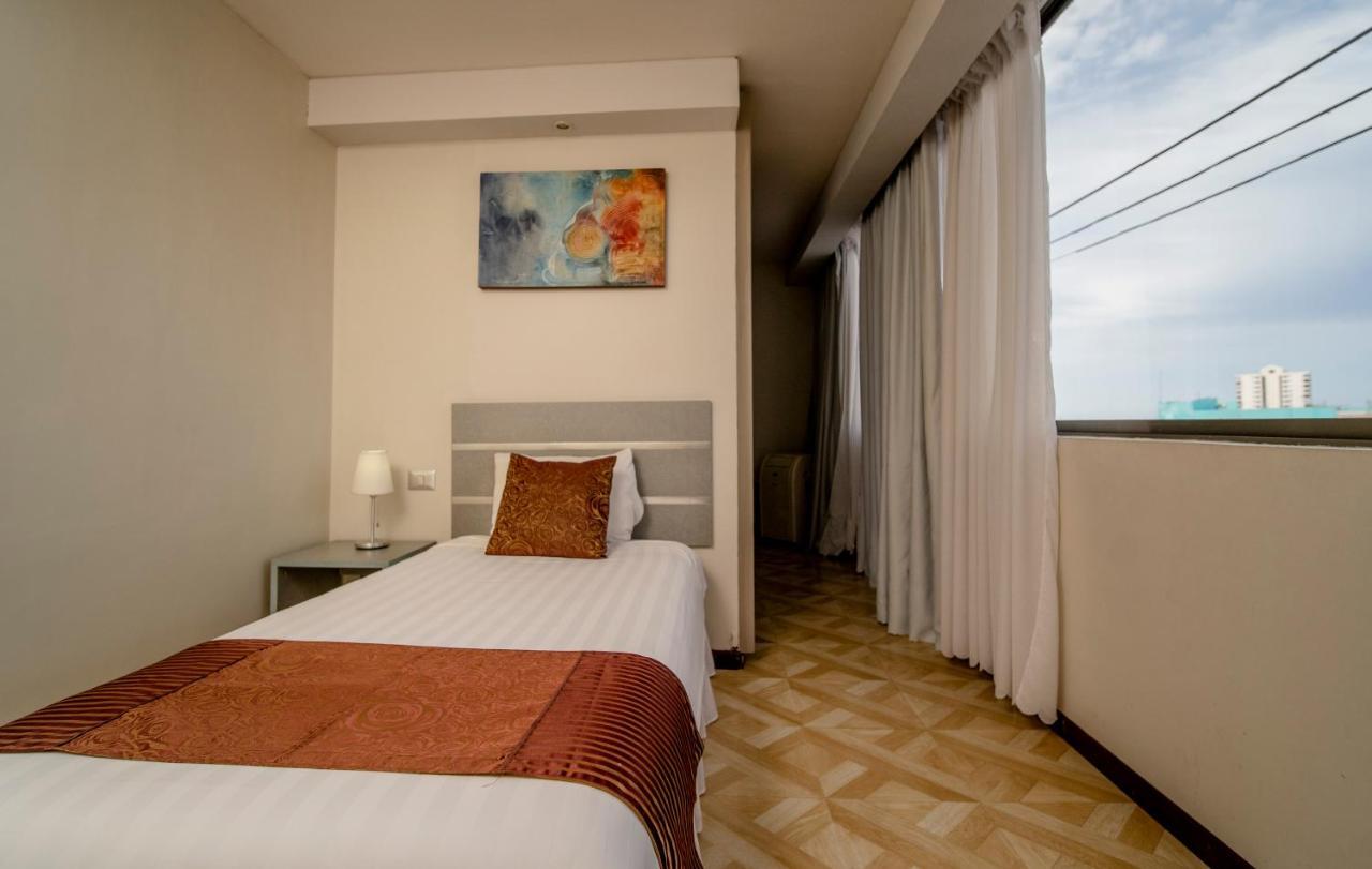 Hotel Gavina Express Iquique Exterior foto